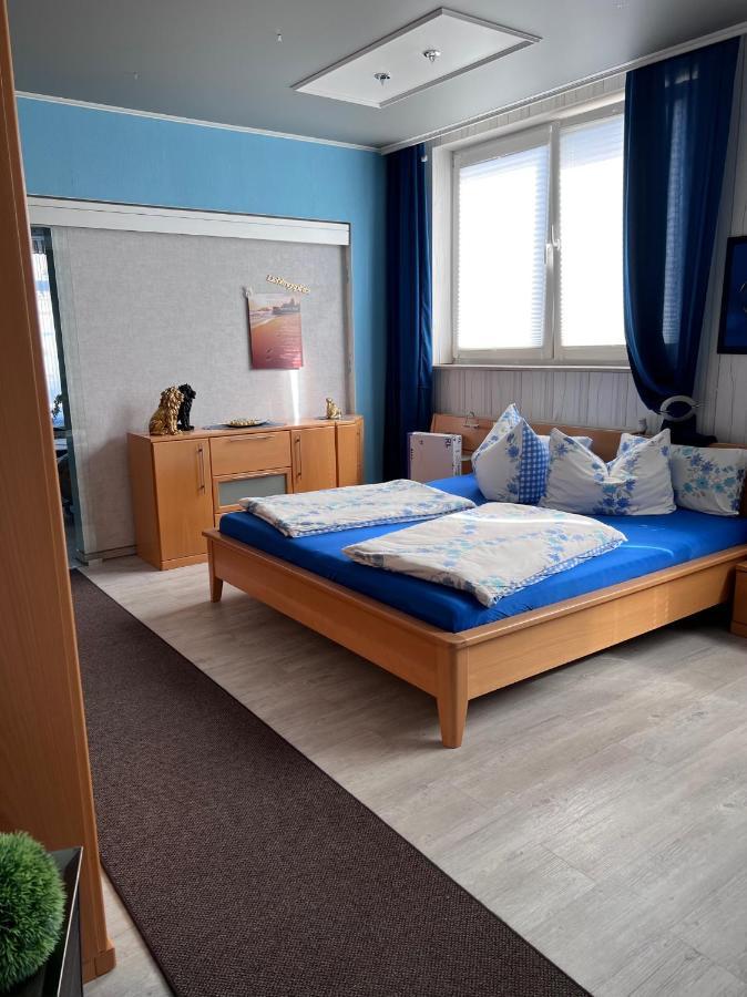 Am Spiel-emagazin Apartment *