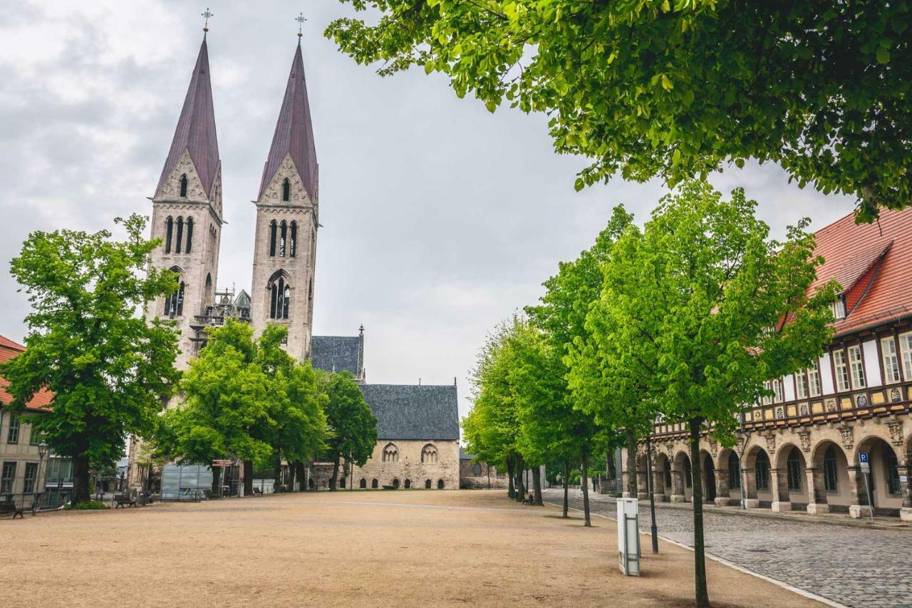 Am Spiel-emagazin * Halberstadt