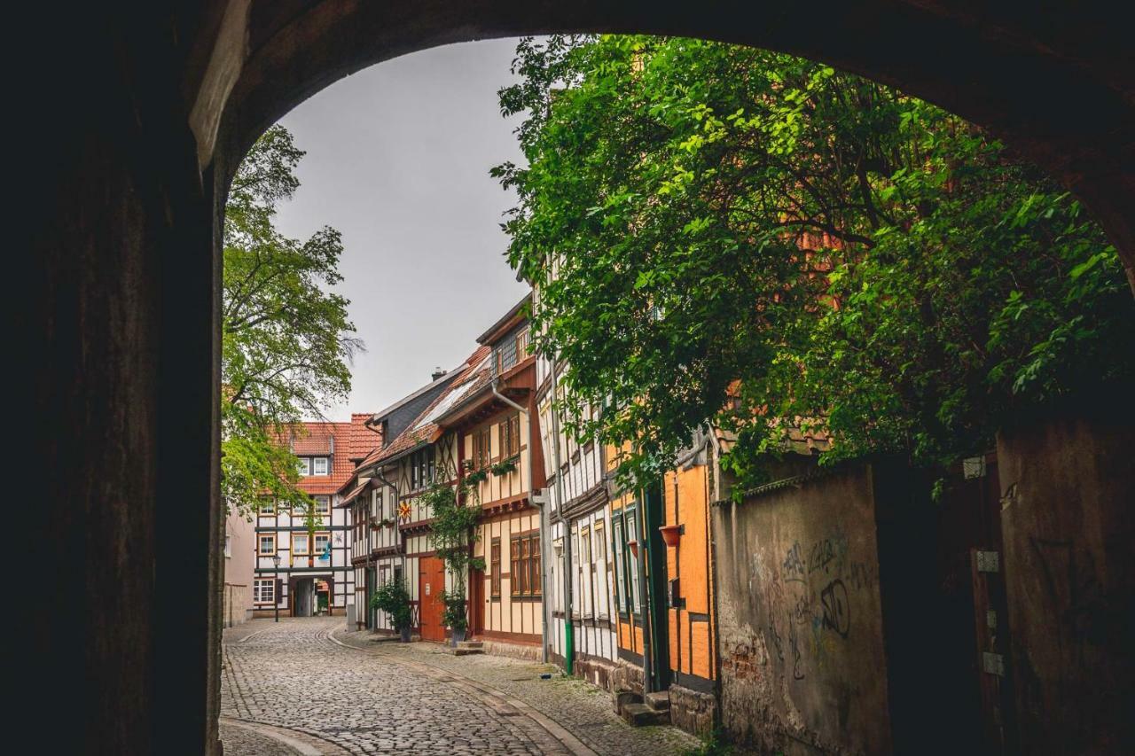 Am Spiel-emagazin * Halberstadt